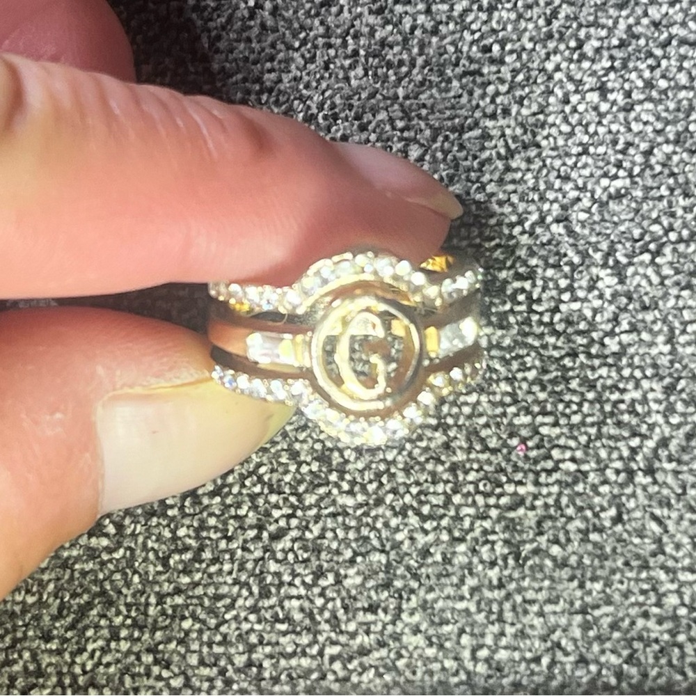 JBH* G by Guess Goldtone Ring wiFaux Diamonds - Picture 8 of 8